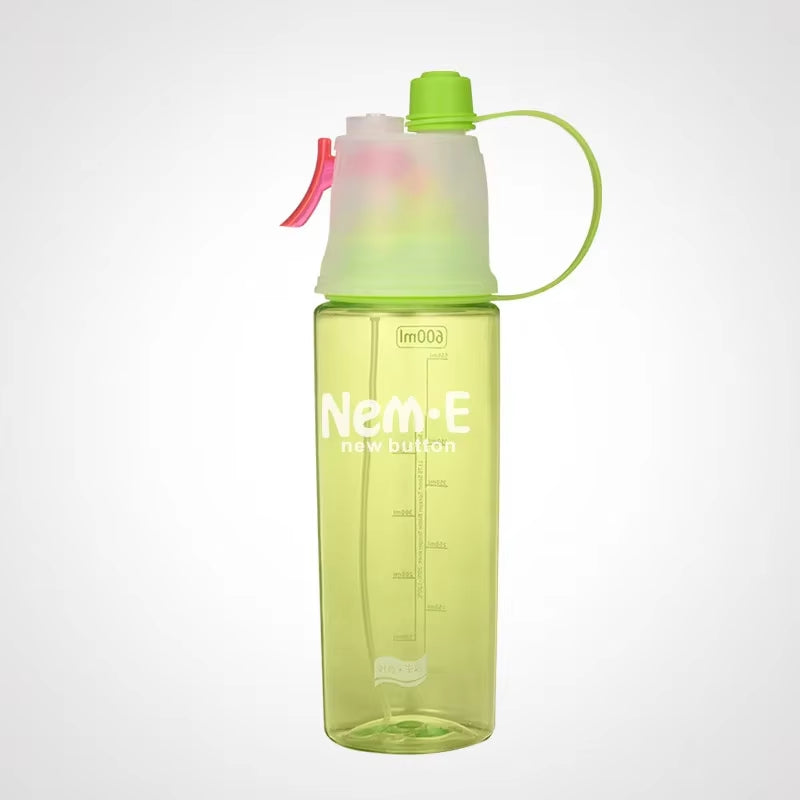 600ML Sports Water Bottle Drinking Spray Fog Water Bottle Male and Female Plastic Water Bottle for Cycling Hiking Outdoor Gym