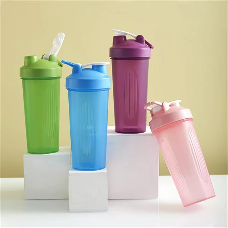 600Ml Portable Protein Powder Shaker Bottle Leak Proof Water Bottle for Gym Fitness Training Sport Shaker Mixing Cup with Scale