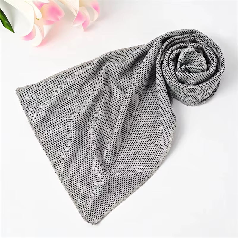 Portable Ice Silk Towel Sports Instant Cooling Ice Towel Outdoor Travel Fitness Running Swim Towel Silicone Bag
